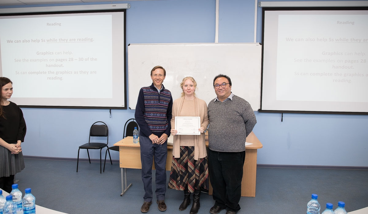 Delegation from The Education University of Hong Kong Hosts Professional Development Training for Educators at Minin University