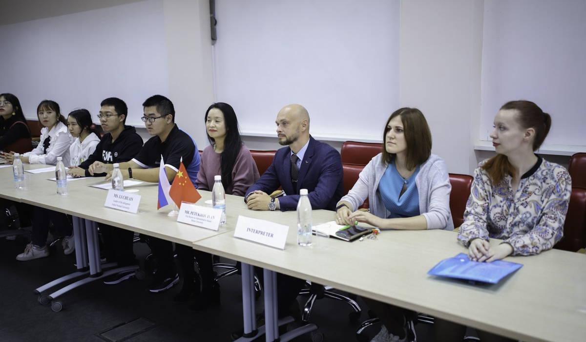 The Language and Culture School for Chinese Students started in Minin University