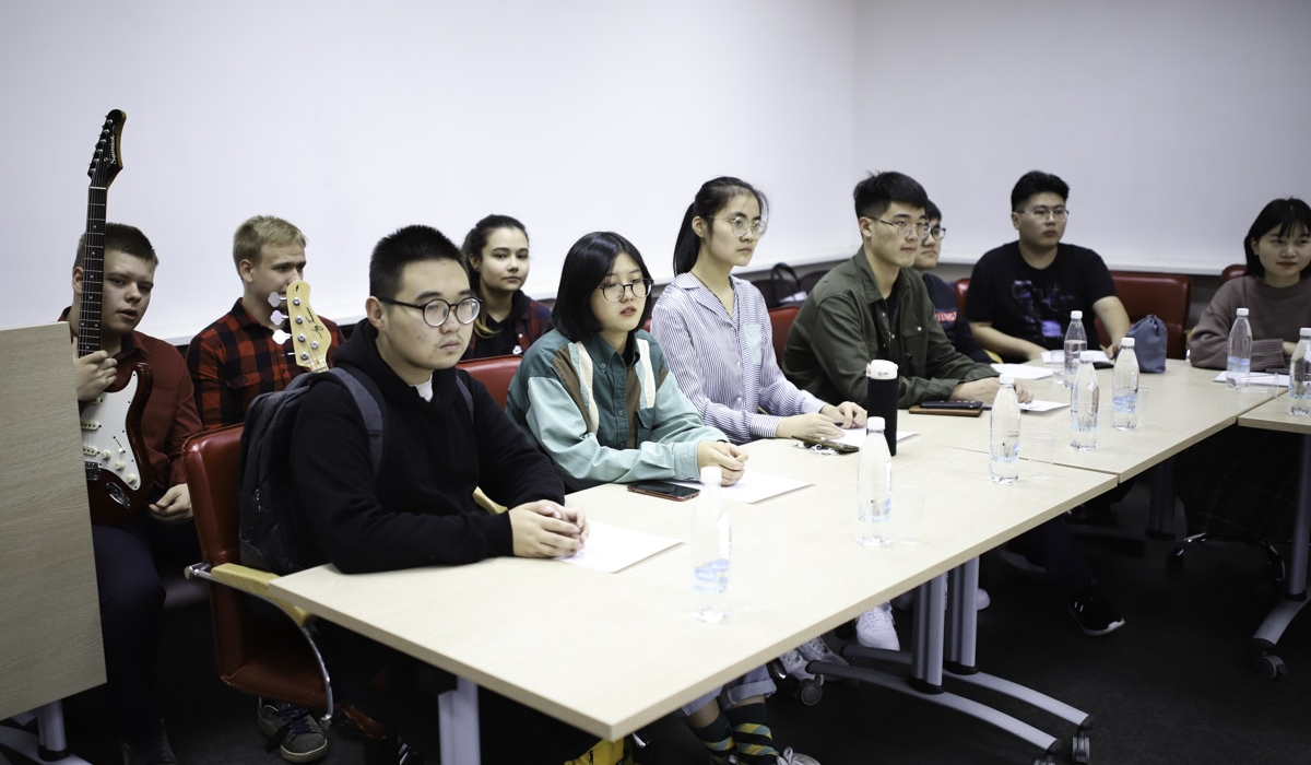 The Language and Culture School for Chinese Students started in Minin University