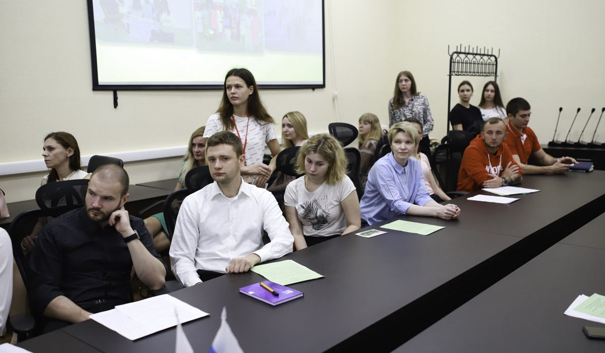 Summer school for young philologists from Russia and Poland srarted at Minin University