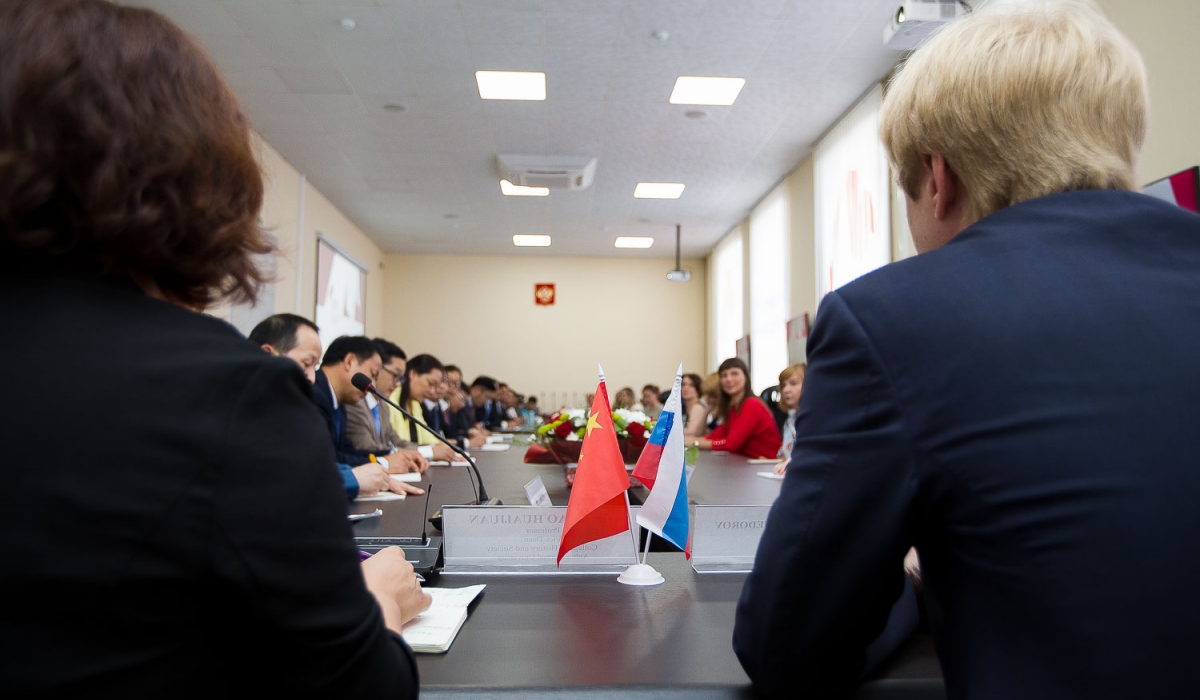 Minin University meets Chinese partners