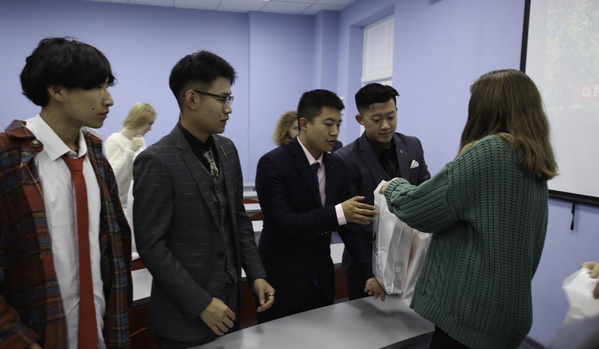 During one year high school graduates from China will be studying Russian at Minin university