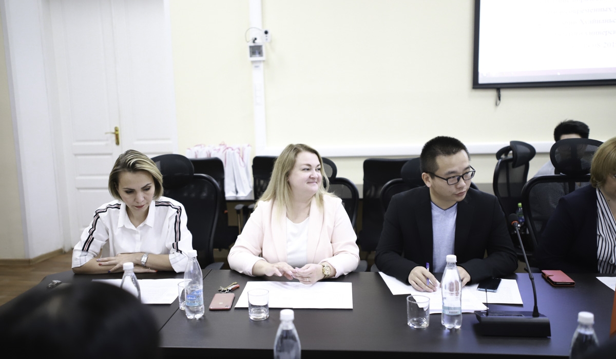 Minin university started a new series of advanced training courses for Chinese teachers