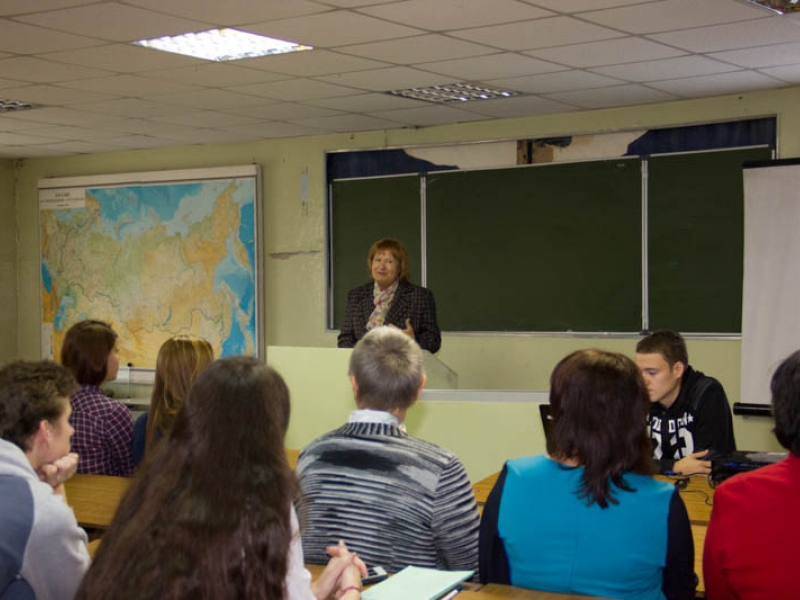 UNO expert on environmental protection visits ecological department students at Minin University