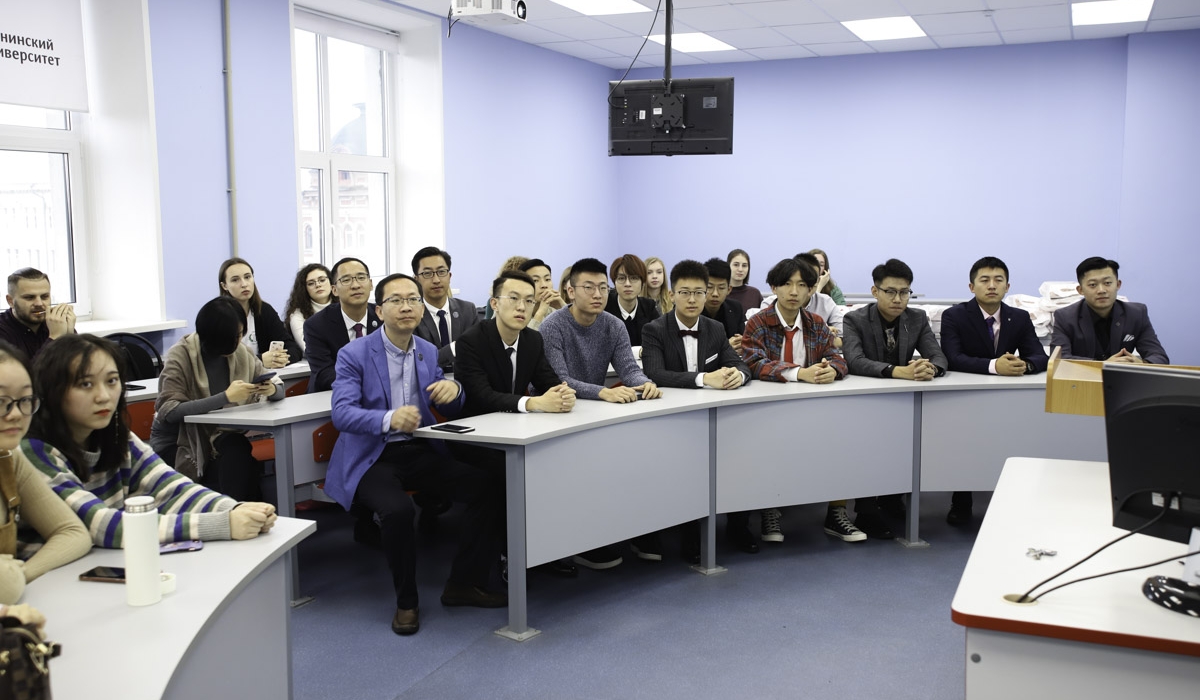 During one year high school graduates from China will be studying Russian at Minin university