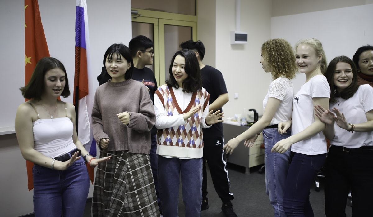 The Language and Culture School for Chinese Students started in Minin University