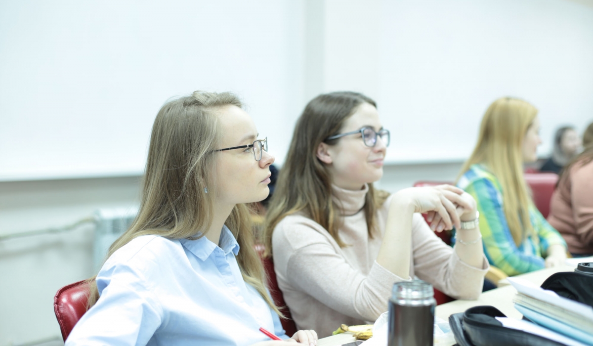 As part of scientific and educational lectures, students of Minin University learned about modern digital tools in language courses