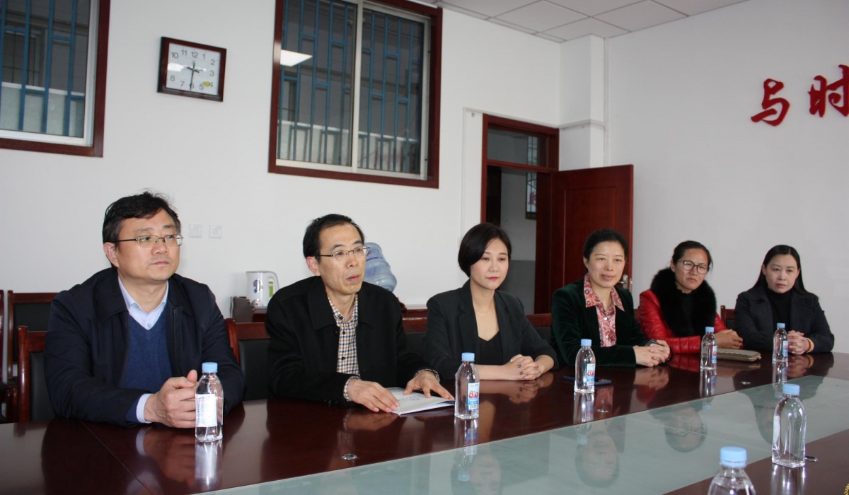 Minin University and Shandong University of Technology will launch double degree programs in two areas of training: English and Chinese, Producer Training. Also in the area of studying law and teacher exchange program