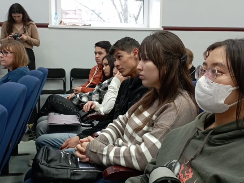 Minin university foreign students took part in the work session of the 