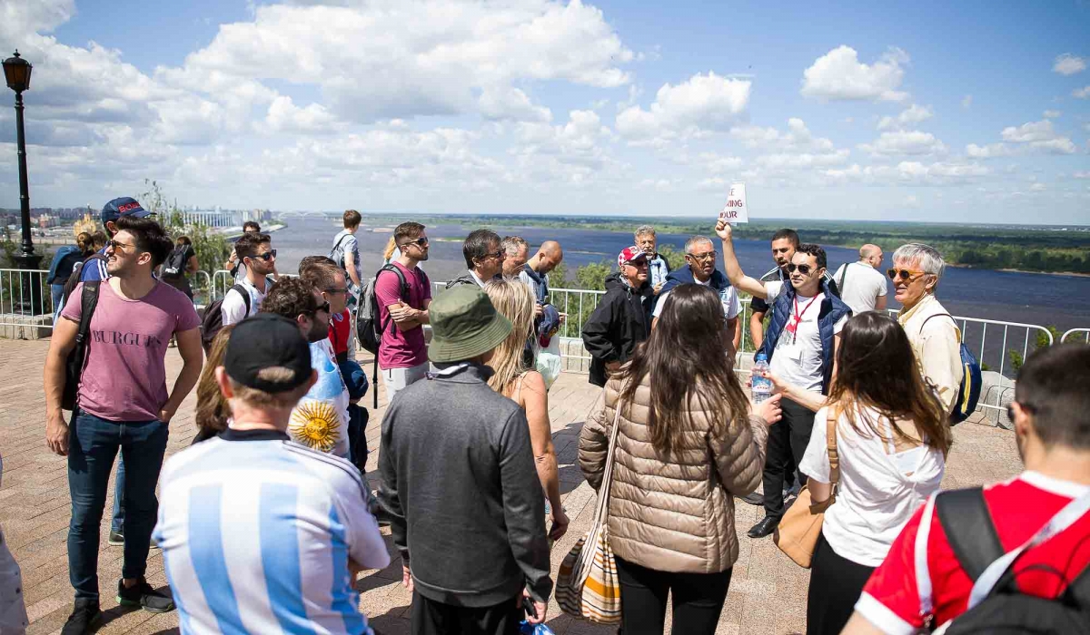 The Students of Minin University have organized free walking tours for more than 200 foreign guests of the Football World Cup