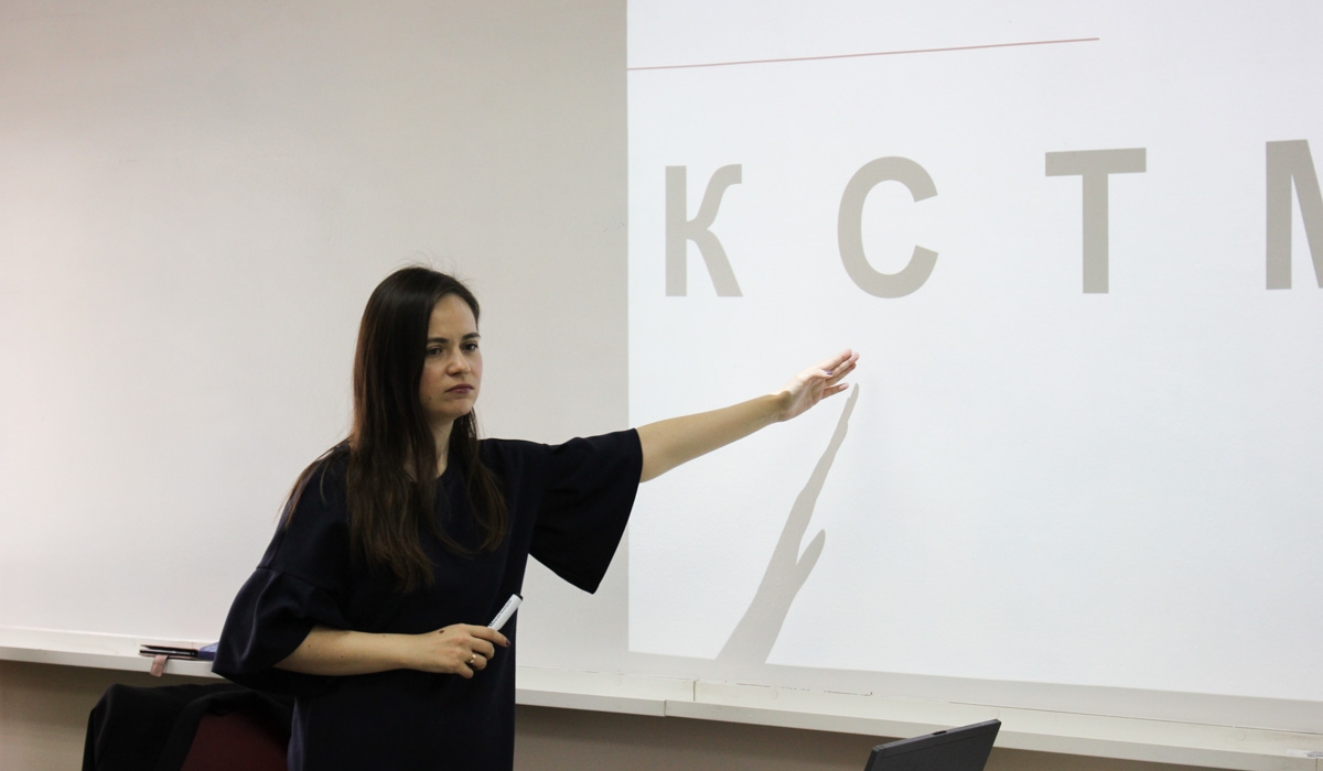 Schoolchildren from China visited the School of Intercultural Communication organized by Minin University