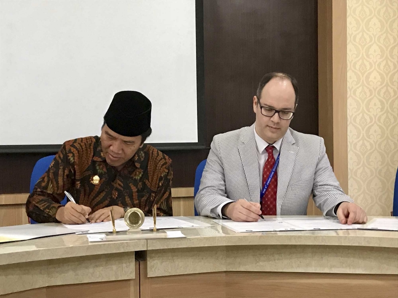 Minin University signed a memorandum of understanding with Diponegoro University of Indonesia